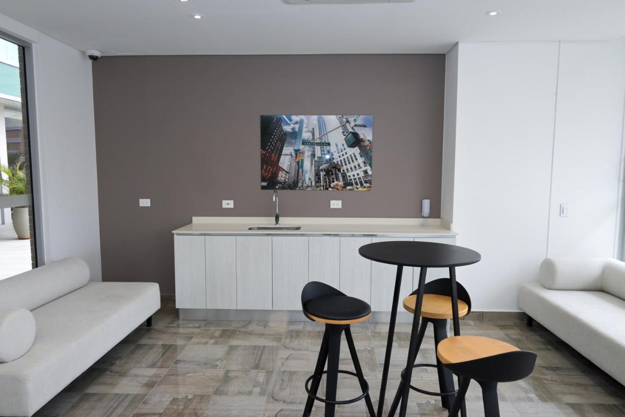 Distrito 90 - Estudios Y Apartamentos Para Vacaciones Y Viajes De Negocio Barranquilla  Eksteriør bilde
